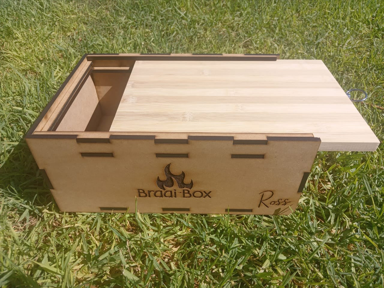 Customized Wooden Braai Box with Cutting Board